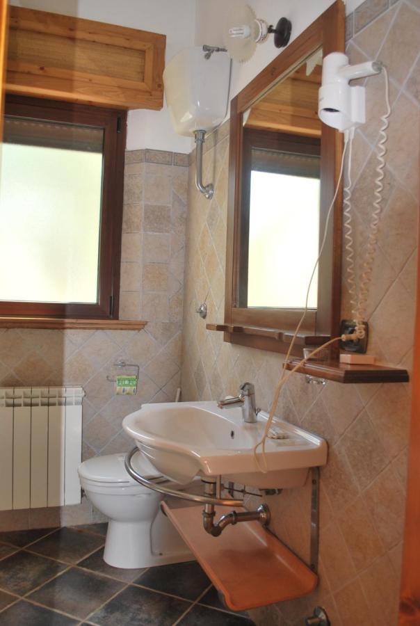 Agriturismo Roseto Villa Serra San Bruno Kültér fotó
